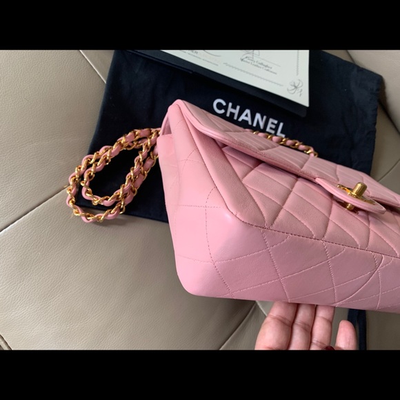 Chanel medium Classic quilted single flap bag - Picture 5 of 13